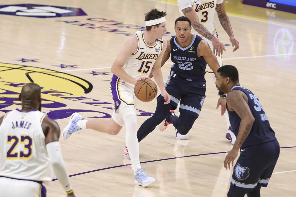 布了关于两 布了关于两