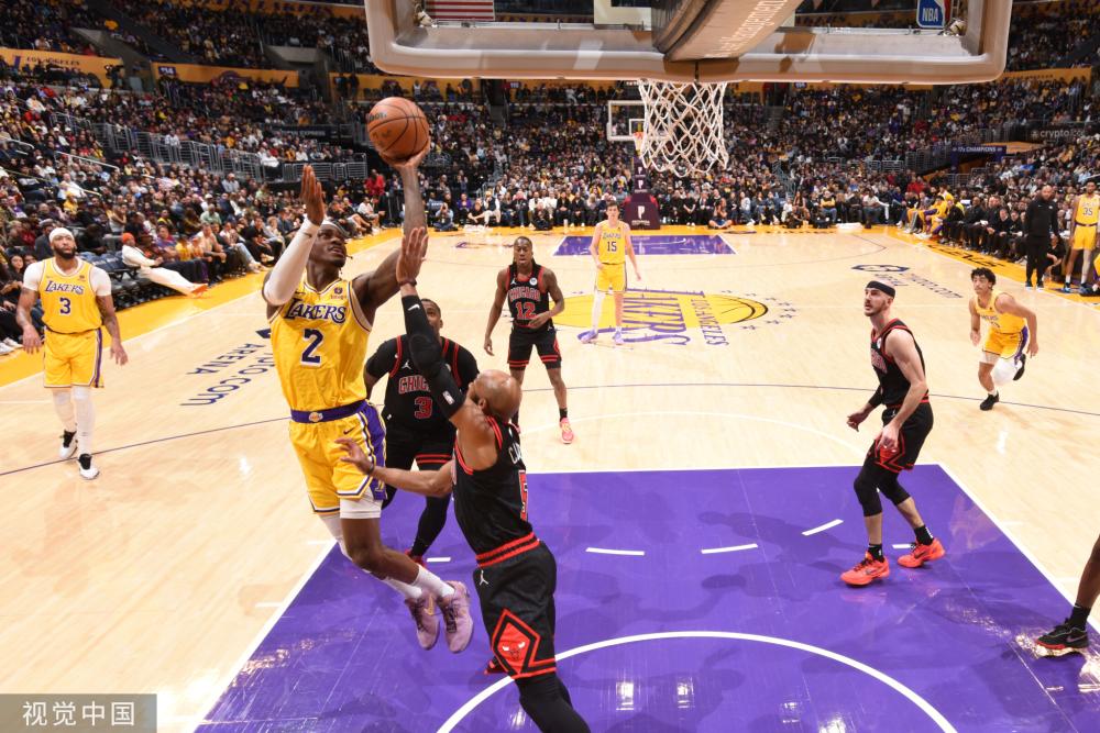 三后场出球 三后场出球